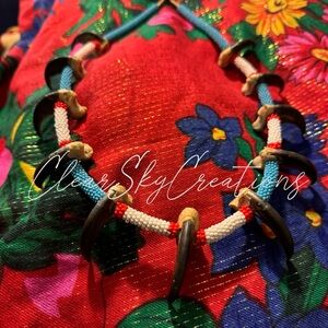 Black Bear Claw beaded rope necklace